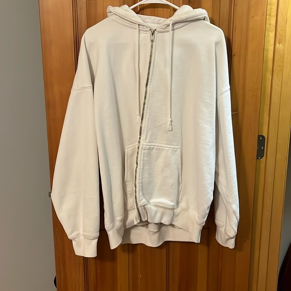 Brandy Melville Tops Brandy Melville Zip Up Poshmark